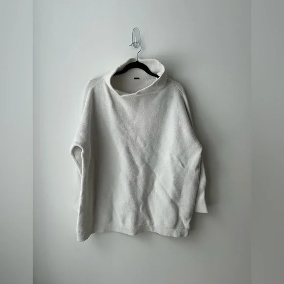 Free People ottoman oversized sweater - Picture 2 of 15